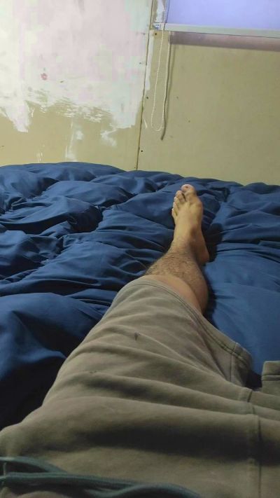 carlos7658 live cam on Cam4