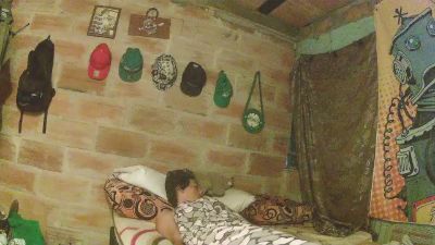 carlos9180 live cam on Cam4