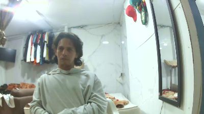 carlos9180 live cam on Cam4