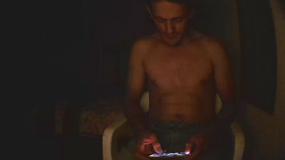 carlos9180 live cam on Cam4