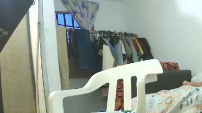 carlos9180 live cam on Cam4