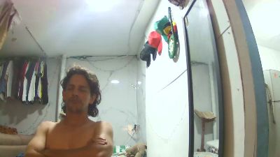 carlos9180 live cam on Cam4