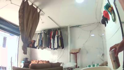 carlos9180 live cam on Cam4