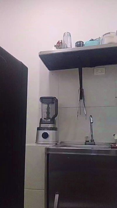 carlos9180 live cam on Cam4
