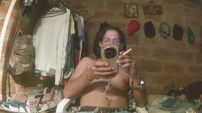 carlos9180 live cam on Cam4