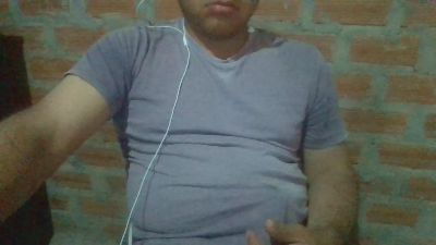 carlos_269929 live cam on Cam4