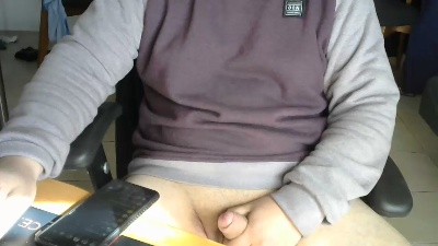 carlosalmada live cam on Cam4