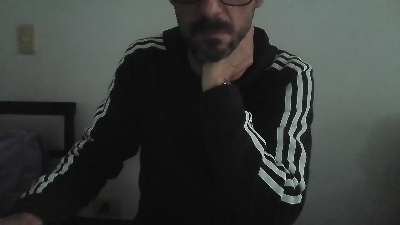 carlosrosario4 live cam on Cam4