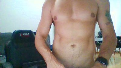 carlosyahoo live cam on Cam4