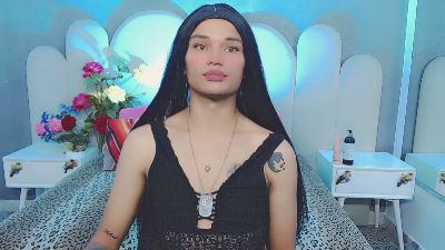 carol_lit live cam on Cam4