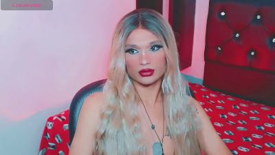 carol_lit live cam on Cam4