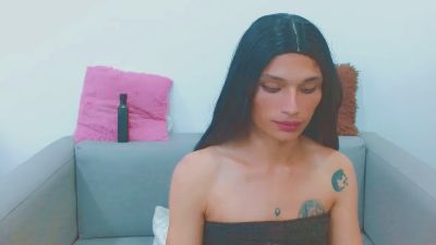 carol_lit live cam on Cam4