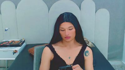 carol_lit live cam on Cam4