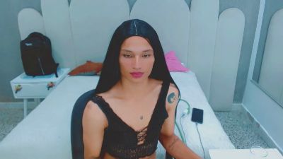 carol_lit live cam on Cam4