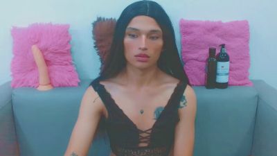 carol_lit live cam on Cam4