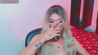 carol_lit live cam on Cam4