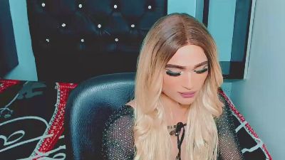 carol_lit live cam on Cam4
