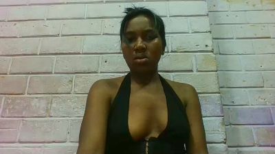 carole18 live cam on Cam4
