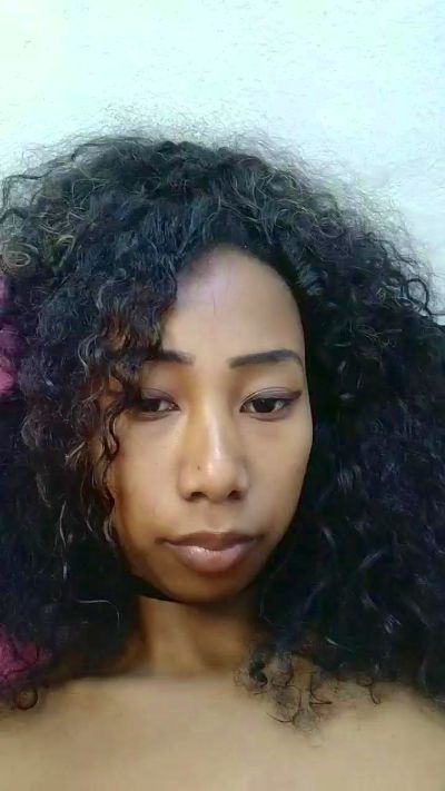 carolinaG live cam on Cam4