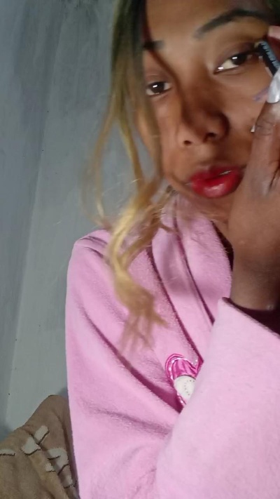 carolinaG live cam on Cam4