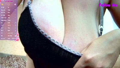 carolinadiamon3 live cam on Cam4
