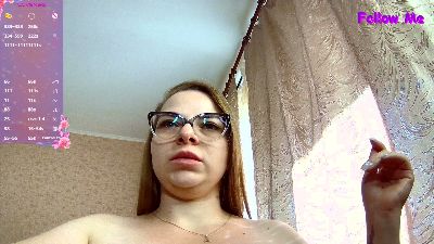 carolinadiamon3 live cam on Cam4