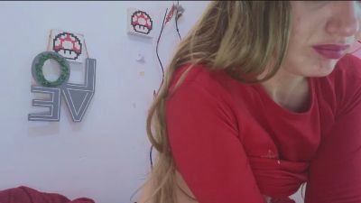 caroline_95 live cam on Cam4