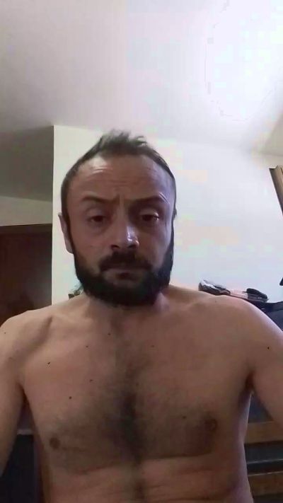 casertaxxx live cam on Cam4