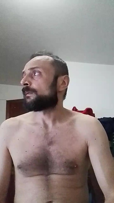 casertaxxx live cam on Cam4