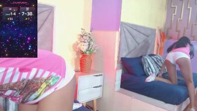 casey_lorens live cam on Cam4