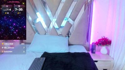 casey_lorens live cam on Cam4