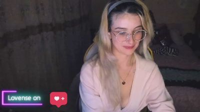 cata__s live cam on Cam4