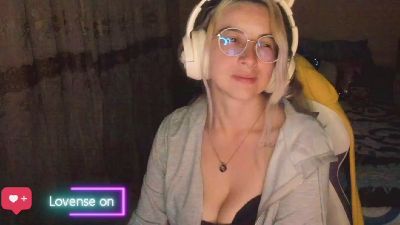 cata__s live cam on Cam4