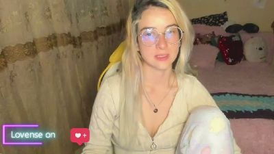 cata__s live cam on Cam4
