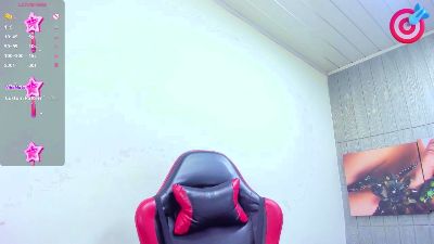 catalehia_milk live cam on Cam4