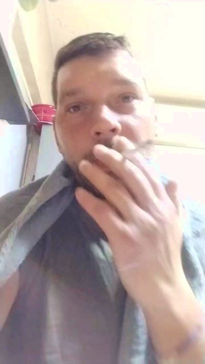 catalin68 live cam on Cam4