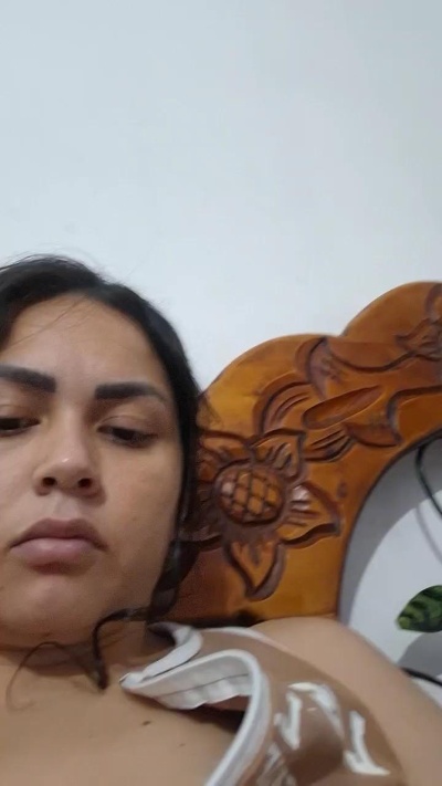 catalina827356 live cam on Cam4
