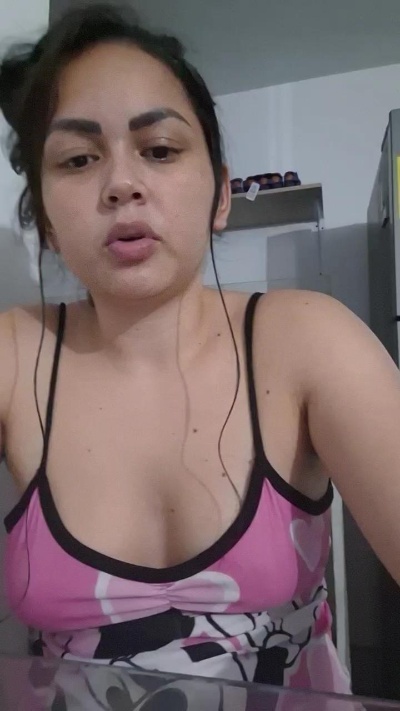 catalina827356 live cam on Cam4