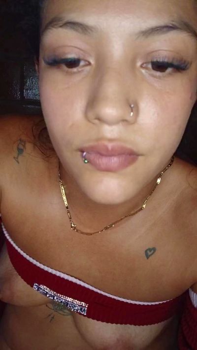 catalina_sexy live cam on Cam4