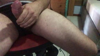 cazzodurofun live cam on Cam4