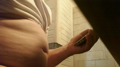 ceccaroni1 live cam on Cam4