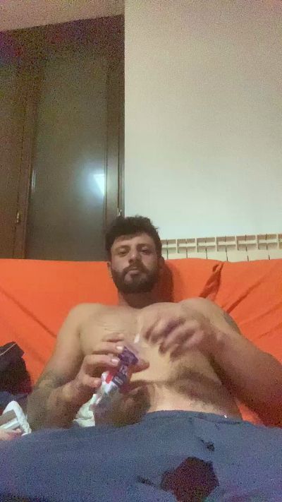 cecciotti97 live cam on Cam4