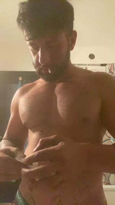 cecciotti97 live cam on Cam4