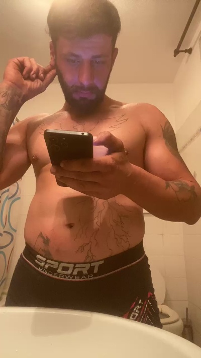cecciotti97 live cam on Cam4