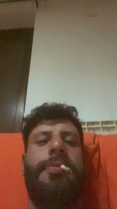 cecciotti97 live cam on Cam4