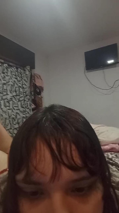 cecilia1818 live cam on Cam4