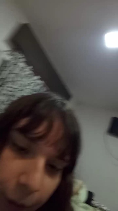 cecilia1818 live cam on Cam4