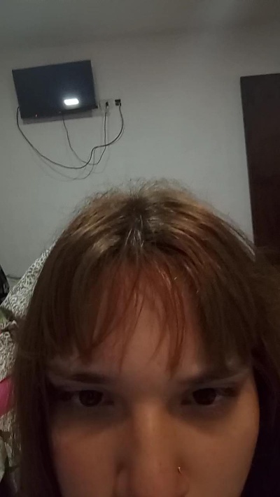 cecilia1818 live cam on Cam4