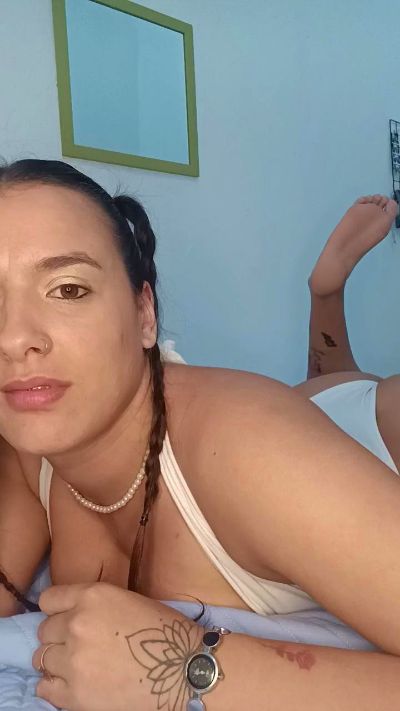 celeste1 live cam on Cam4