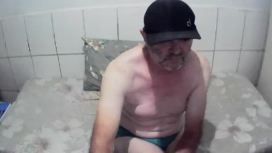 cesar72p live cam on Cam4